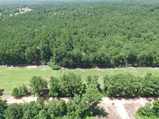 325 Natchez Road, Livingston, TX 77351