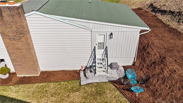 2450 Theresa Boulevard, Binghamton, NY 13903