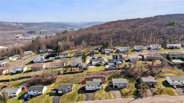 2450 Theresa Boulevard, Binghamton, NY 13903