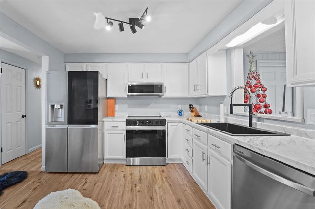 2450 Theresa Boulevard, Binghamton, NY 13903