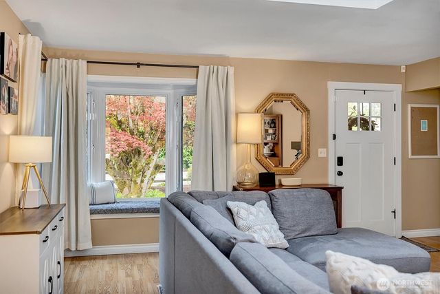 515 Ogle Avenue NE, North Bend, WA 98045