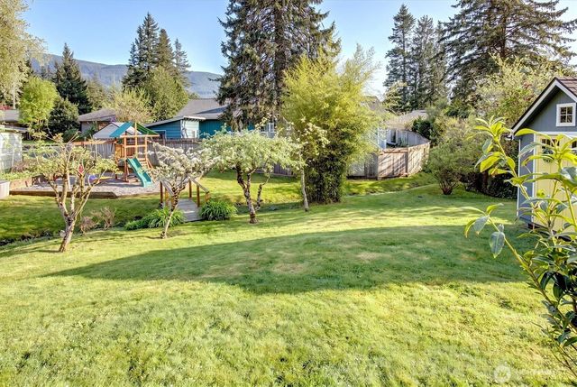 515 Ogle Avenue NE, North Bend, WA 98045
