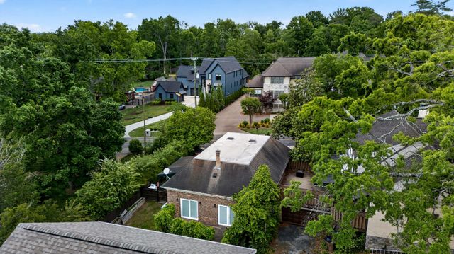 511 S Wilson Blvd, Nashville, TN 37205