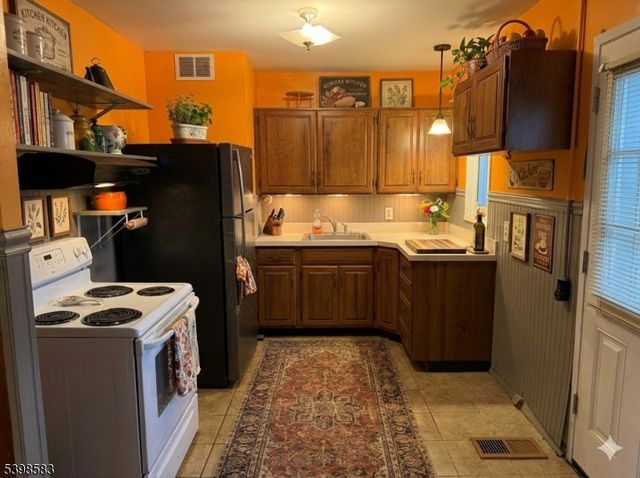 433 Stelko Ave, Lopatcong Twp., NJ 08865