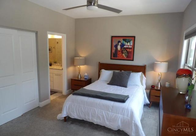 658 Hawthorne Avenue, Cincinnati, OH 45205