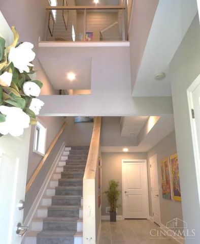 658 Hawthorne Avenue, Cincinnati, OH 45205