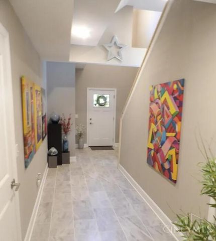 658 Hawthorne Avenue, Cincinnati, OH 45205