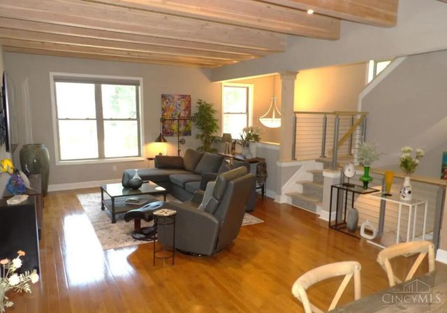 658 Hawthorne Avenue, Cincinnati, OH 45205