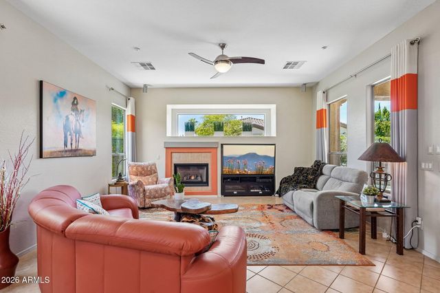 12445 W FETLOCK Trail, Peoria, AZ 85383