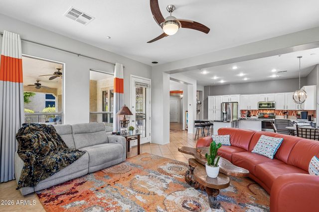 12445 W FETLOCK Trail, Peoria, AZ 85383