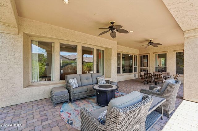 12445 W FETLOCK Trail, Peoria, AZ 85383