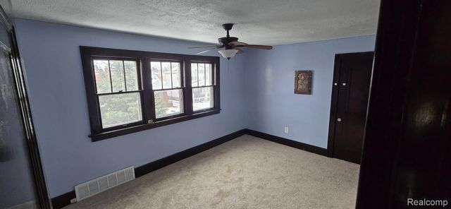 5003 Middlesex Street, Dearborn, MI 48126