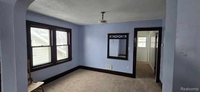 5003 Middlesex Street, Dearborn, MI 48126