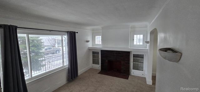 5003 Middlesex Street, Dearborn, MI 48126