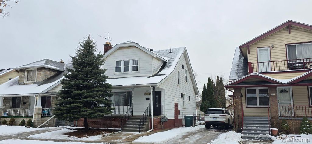 5003 Middlesex Street, Dearborn, MI 48126