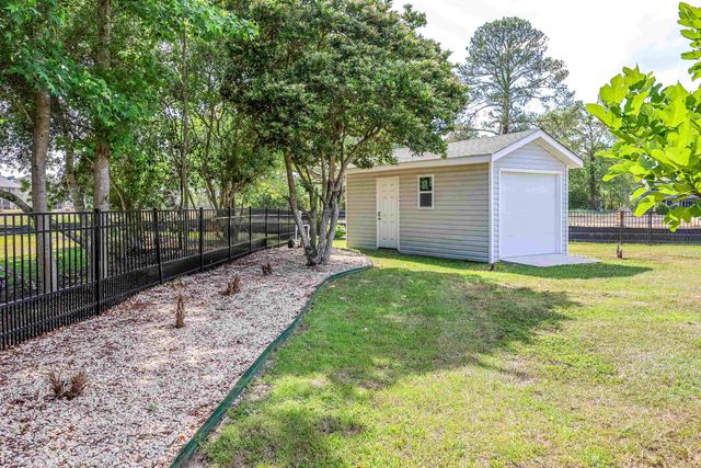 105 Saint Andrews Ct., Myrtle Beach, SC 29588