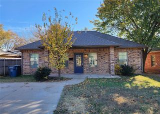 106 W Clegern Avenue, Edmond, OK 73003