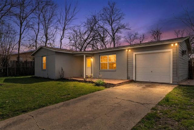 1112 E Mitchell Street, Arlington, TX 76010