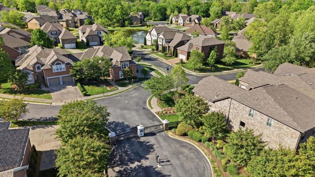 1000 Ramble Run, Hendersonville, TN 37075