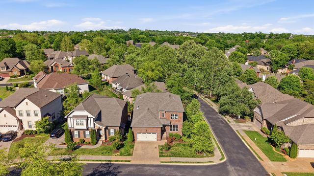 1000 Ramble Run, Hendersonville, TN 37075