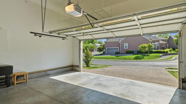 1000 Ramble Run, Hendersonville, TN 37075