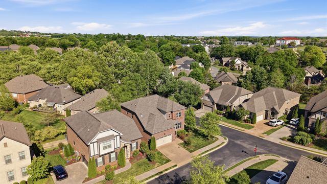 1000 Ramble Run, Hendersonville, TN 37075