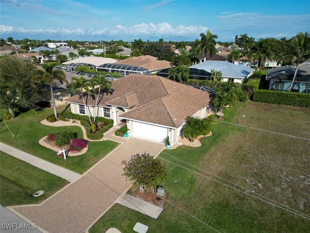 119 Balfour DR, Marco Island, FL 34145