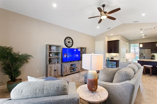 1030 CROSSROADS DRIVE, Polk City, FL 33868