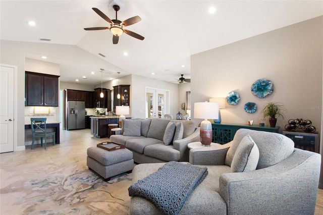 1030 CROSSROADS DRIVE, Polk City, FL 33868