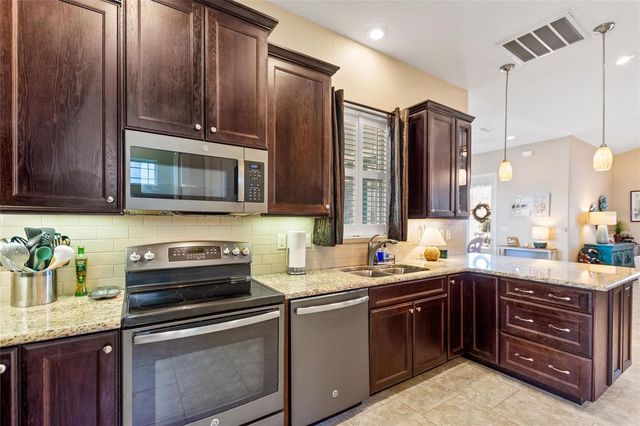 1030 CROSSROADS DRIVE, Polk City, FL 33868