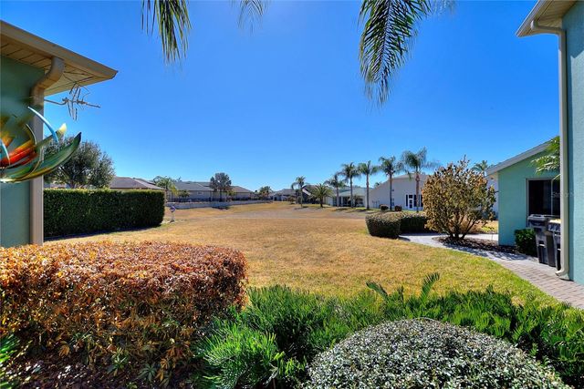 1030 CROSSROADS DRIVE, Polk City, FL 33868