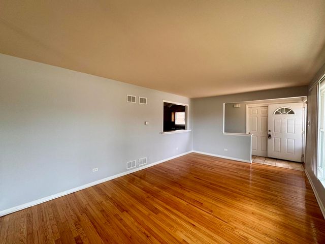 519 Paxton Avenue, Calumet City, IL 60409