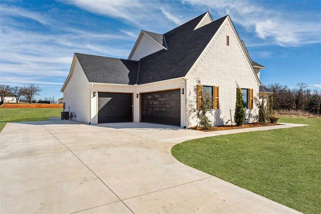 3340 Somerset Farms Road, Newalla, OK 74587