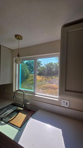 1248 Crane Lane, Yokuts Valley, CA 93675