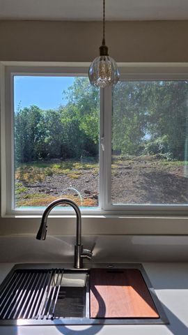 1248 Crane Lane, Yokuts Valley, CA 93675