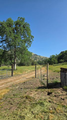 1248 Crane Lane, Yokuts Valley, CA 93675