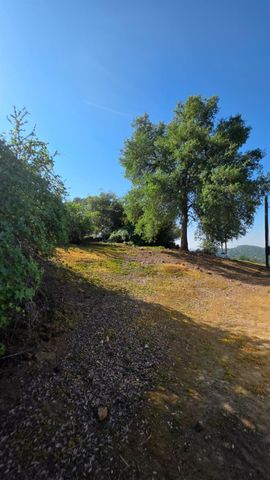 1248 Crane Lane, Yokuts Valley, CA 93675