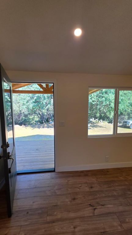 Image 10 of property listing at 1248 Crane Lane, Yokuts Valley, CA 93675