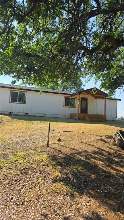 Image 33 of property listing at 1248 Crane Lane, Yokuts Valley, CA 93675