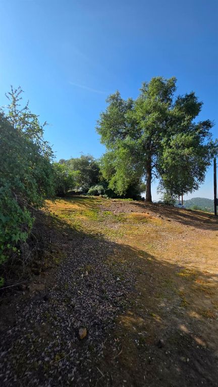 Image 44 of property listing at 1248 Crane Lane, Yokuts Valley, CA 93675