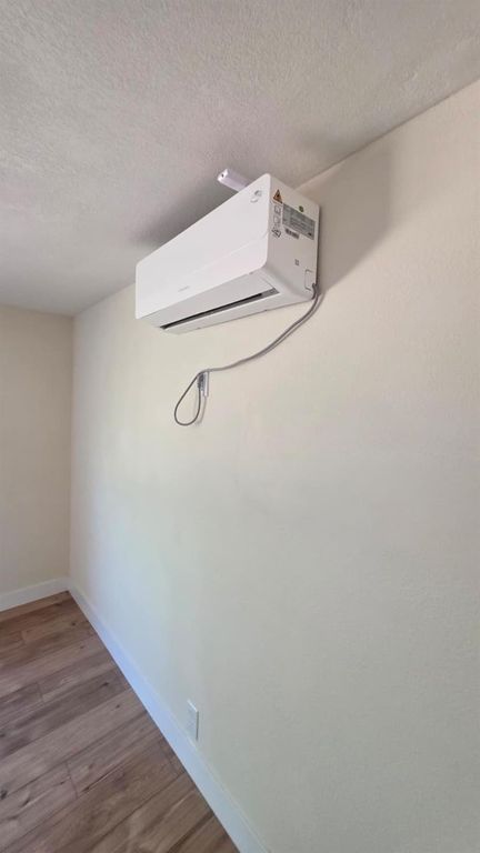 Image 7 of property listing at 1248 Crane Lane, Yokuts Valley, CA 93675