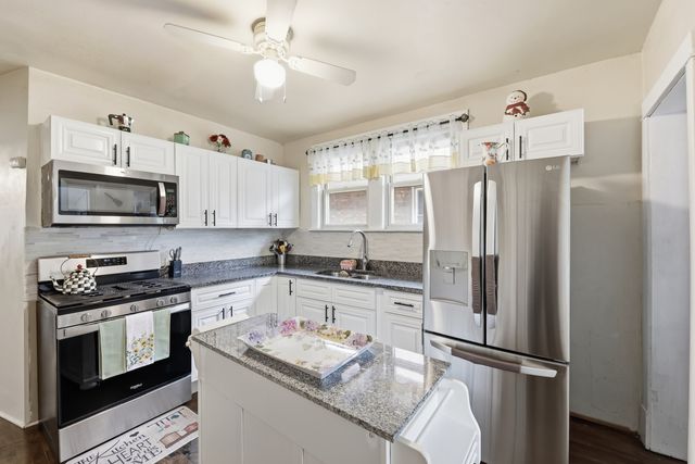 1931 Cuyler Avenue, Berwyn, IL 60402