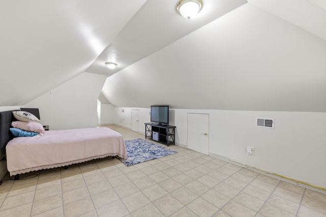 1931 Cuyler Avenue, Berwyn, IL 60402