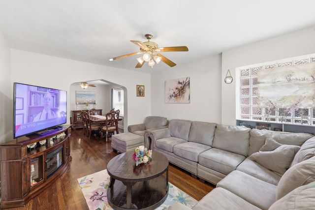1931 Cuyler Avenue, Berwyn, IL 60402