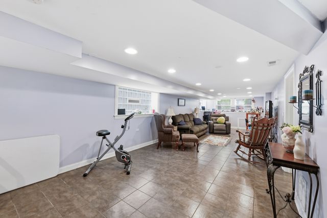 1931 Cuyler Avenue, Berwyn, IL 60402