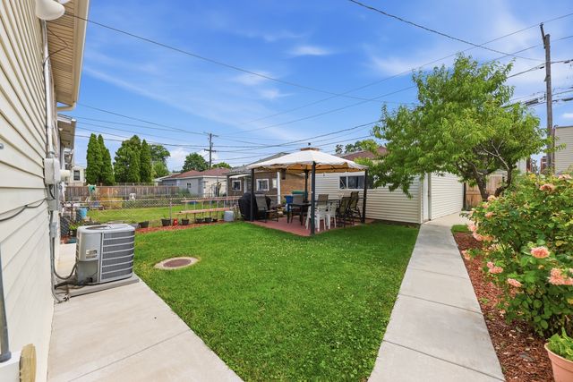 1931 Cuyler Avenue, Berwyn, IL 60402