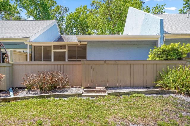 704 GLASGOW COURT 704, Winter Springs, FL 32708