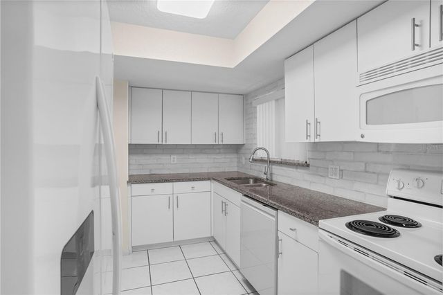 704 GLASGOW COURT 704, Winter Springs, FL 32708