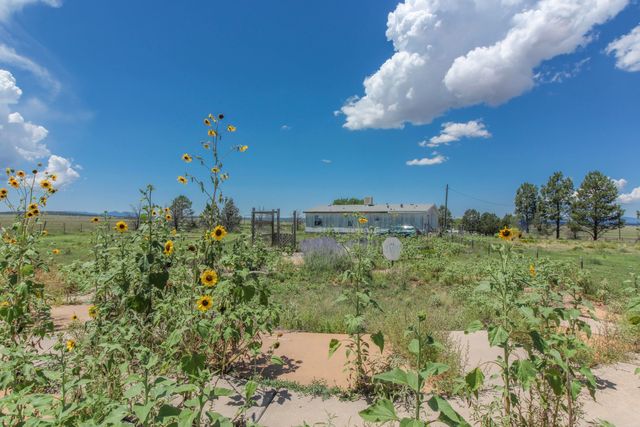 10 Gloria Road, Moriarty, NM 87035