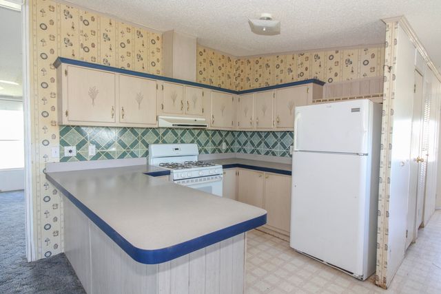 10 Gloria Road, Moriarty, NM 87035